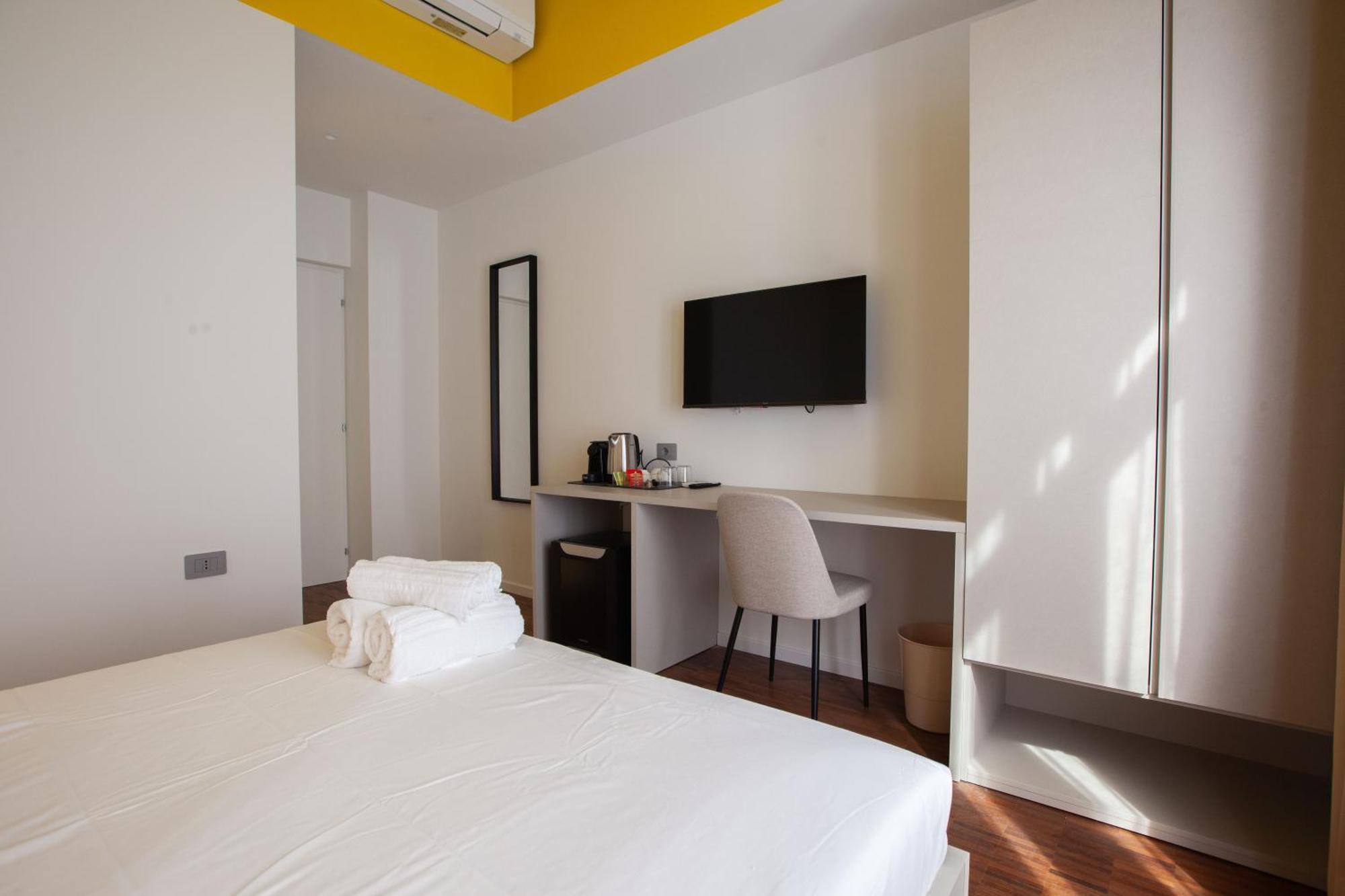 Cvm 19 Hotell Milano Exteriör bild