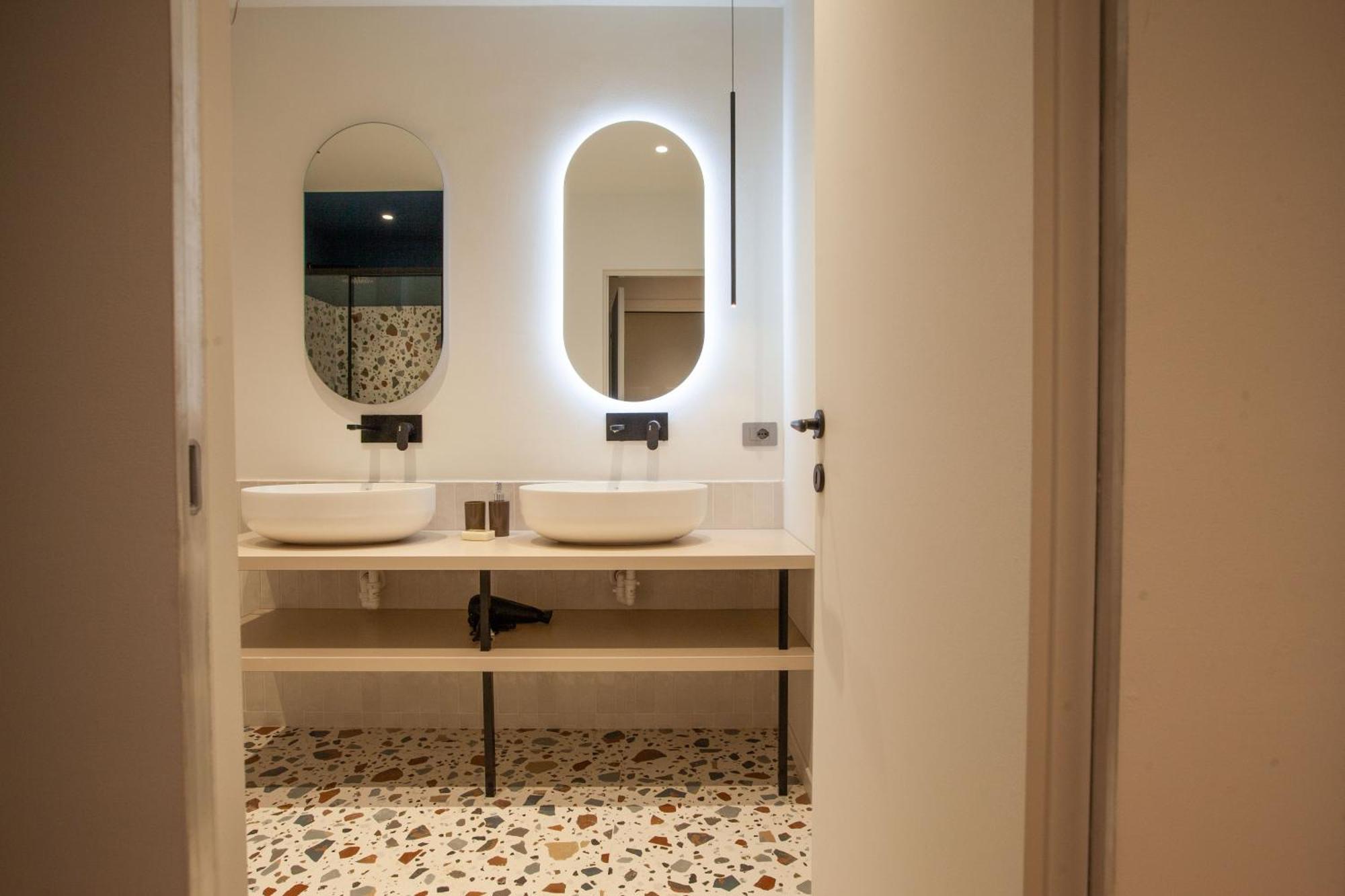 Cvm 19 Hotell Milano Exteriör bild